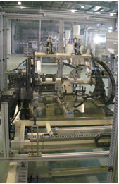 無人全自動(dòng)組裝機(jī)
